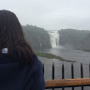 Meet your Posher, Ella